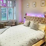 Mulgrave House *