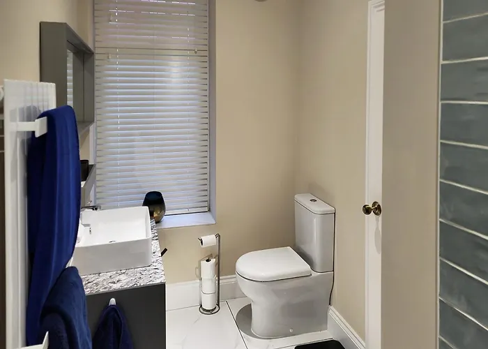 Holiday home Mulgrave House