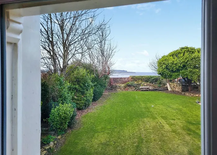 Mulgrave House Holiday home *