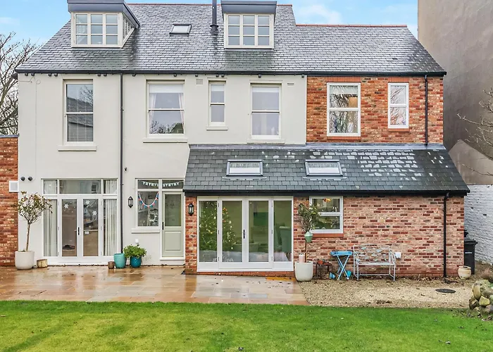 Mulgrave House * Scarborough